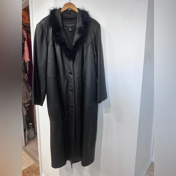 Centigrade Women’s 1X Black Leather Coat Faux Feather Collar and Zipper Pockets
